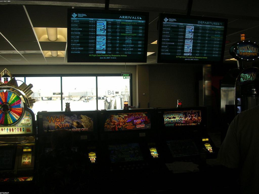 ការលេងហ្គេមស្លុត KH18: របៀបឈ្នះនិងការផ្តល់ជូនពិសេស